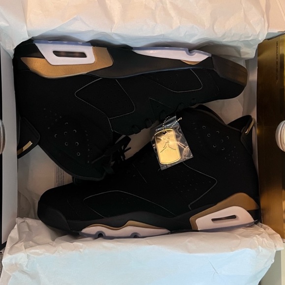 Jordan 6 Retro DMP - Picture 3 of 11